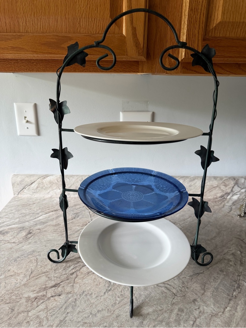 3 Tier Metal Desert Plate Stand Server Holder Dinner Plate Holder